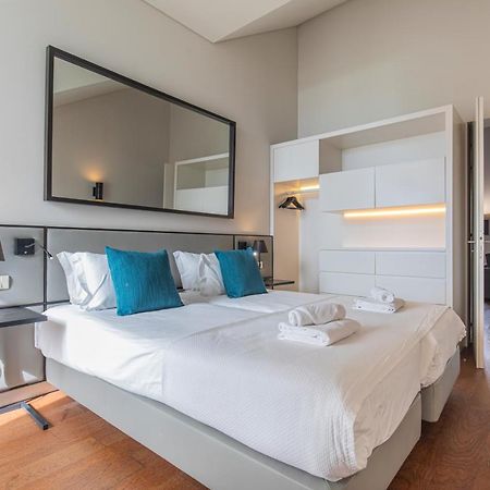 8 Building Apartment 403 T2 - River & Garden View Lisboa Eksteriør billede